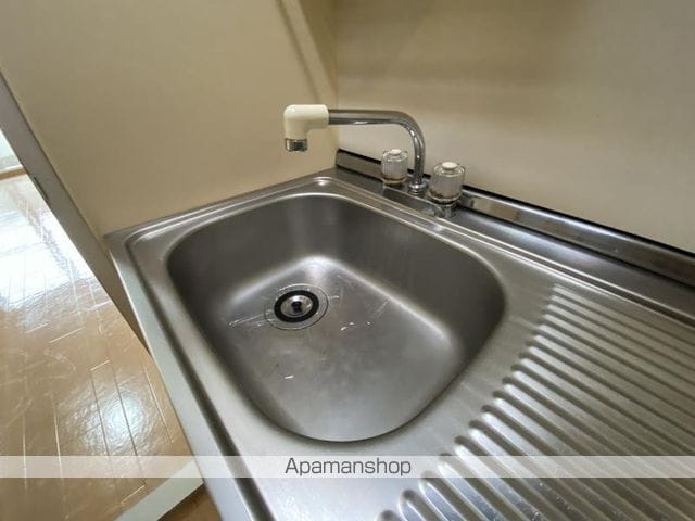 マリオン高松宮脇町 401の内装写真