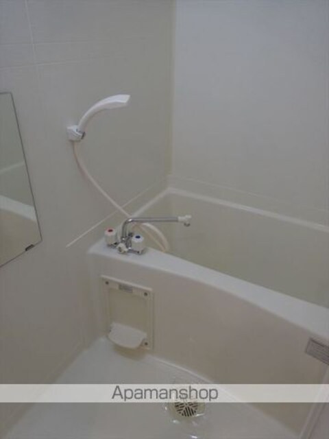 和歌山県和歌山市東長町５丁目[1K/27.26m2]のバス