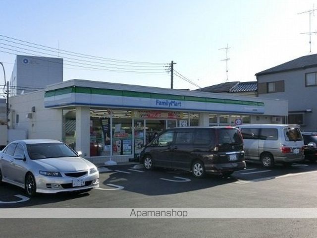 プラシードの周辺写真