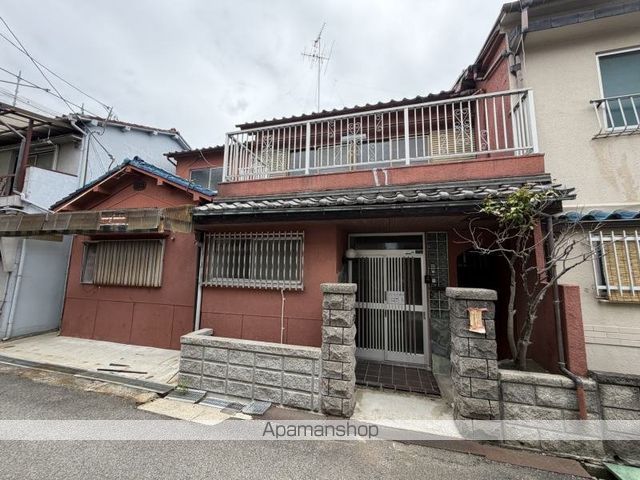 東新町5丁目8-23貸家の外観写真