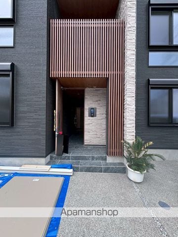 ヴィラージュ戸塚壱番館の玄関写真