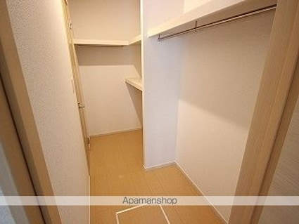 ソレイユカヤノⅢ[1LDK/46.68m2]の収納