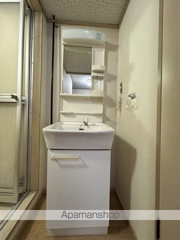 レスト北新川 B棟の内装写真