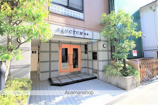 SANCTUM福島の玄関写真