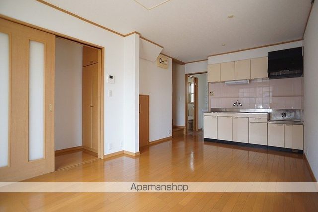 GRANDIRの内装写真