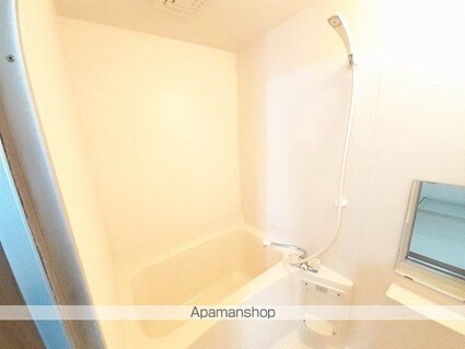 ベルフラワーＦ[2LDK/58.12m2]のバス