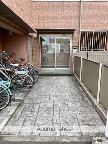 アルモニー琵琶湖の玄関写真