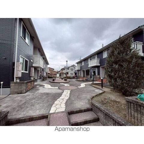 メゾン山和の玄関写真