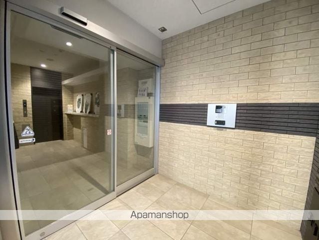 アクシス大手町の玄関写真