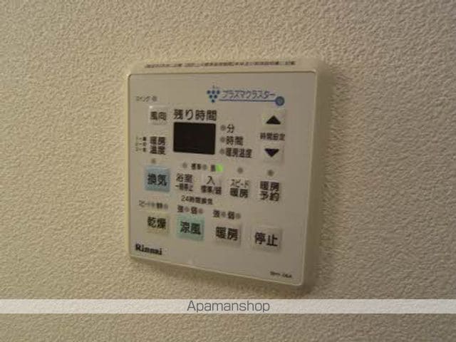 シャーメゾンフェアリー III棟の内装写真