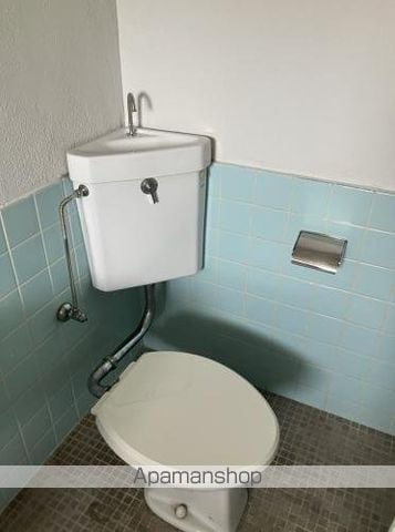 三角マンションの内装写真
