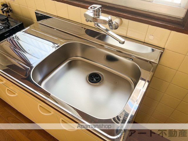 松山市 2階建 築44年の内装写真