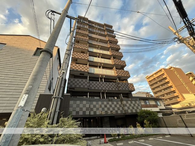 ファステート江坂ランウェイ
