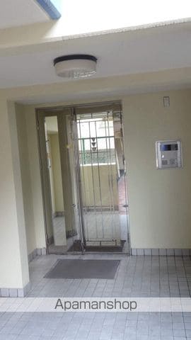 シティコートIII西鉄下大利駅前の玄関写真