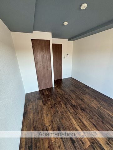 カレッジヒルズの内装写真
