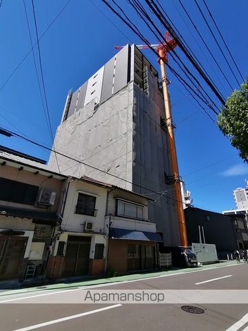 LIVE CASA県庁前の玄関写真
