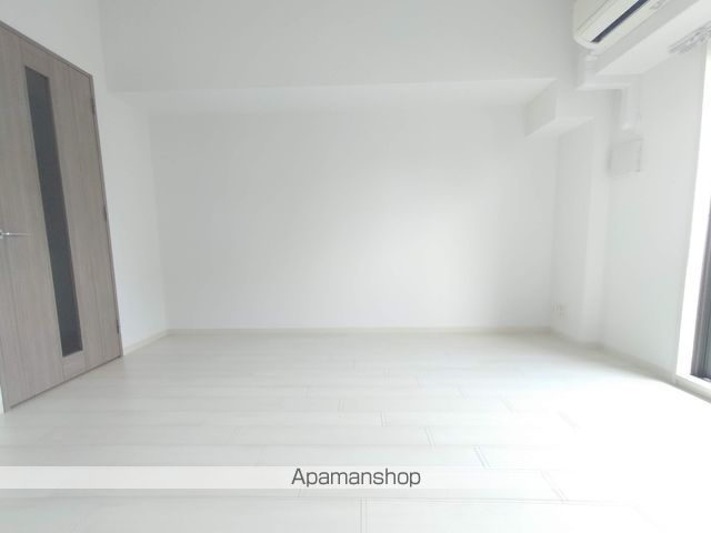 PRESSANCE OSAKA江坂の内装写真