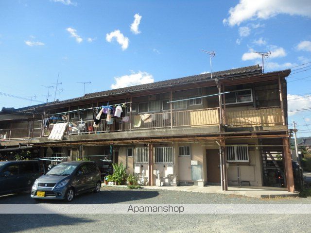 持山アパートの外観写真