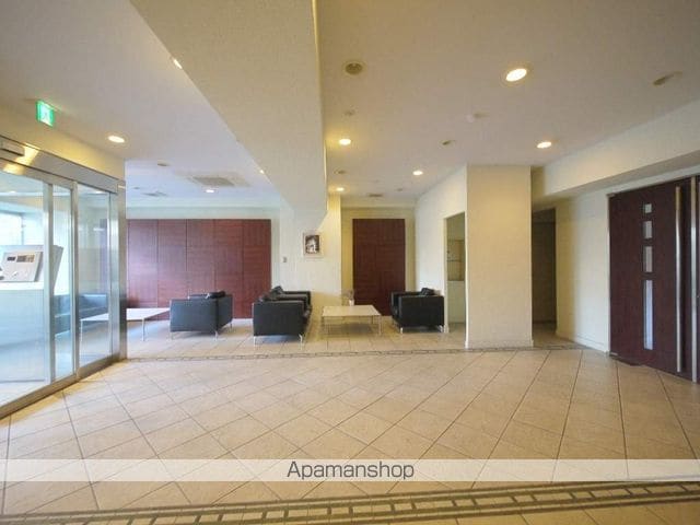丸の内セントラルハイツの玄関写真