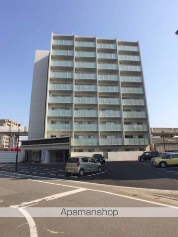 サン ラ ルーチェ博多南の玄関写真