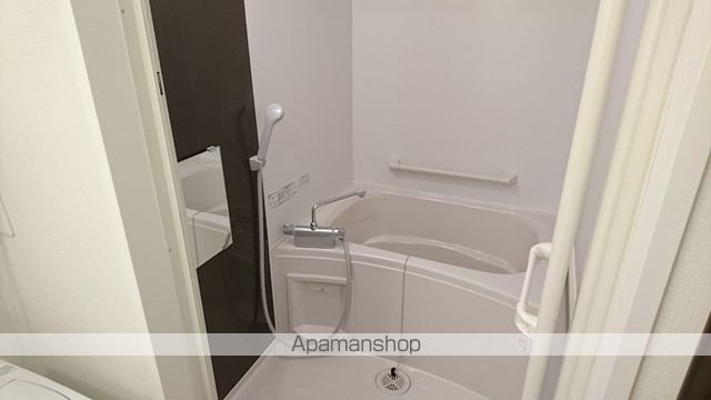 クレイノフィセント ファルコンの内装写真