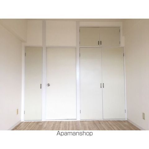 岩井橋ロイヤルハイツの内装写真
