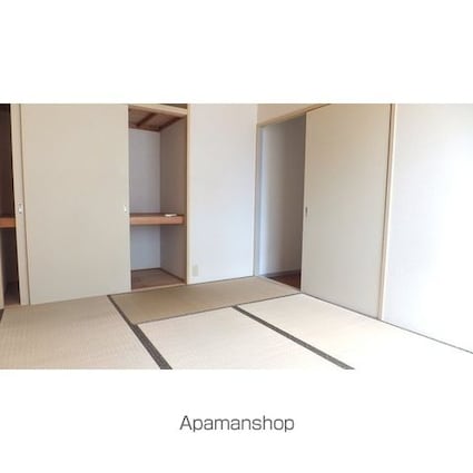 サンビレッジ南斎院　Ａ棟[3DK/52.66m2]の収納