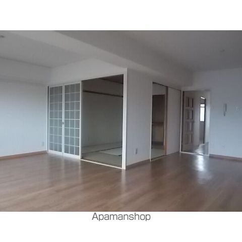 ヴイラージュ歌里の内装写真