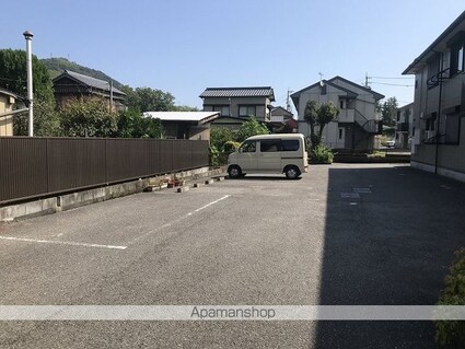セジュール楠の木[2LDK/55.78m2]の駐車場2