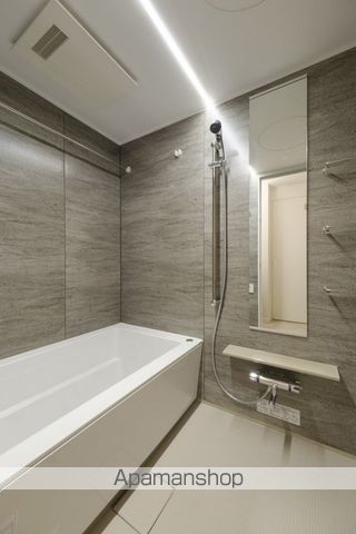エンクレスト天神南PUREの内装写真