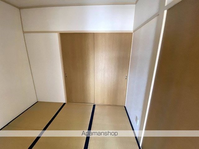 ロワイヤルマンションの内装写真