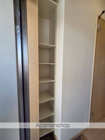 エレファントマンション16号館の内装写真