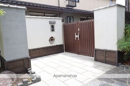 雅彩　雅[2LDK/59.88m2]のエントランス