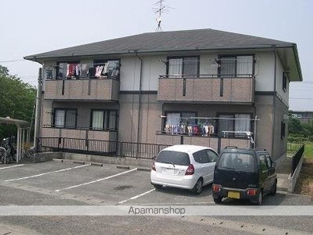 ヴィラクレスト A棟の外観写真