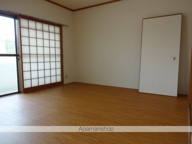 チャフル甲東の内装写真