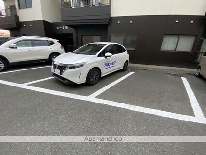 コーポ司[2DK/46.2m2]の駐車場2