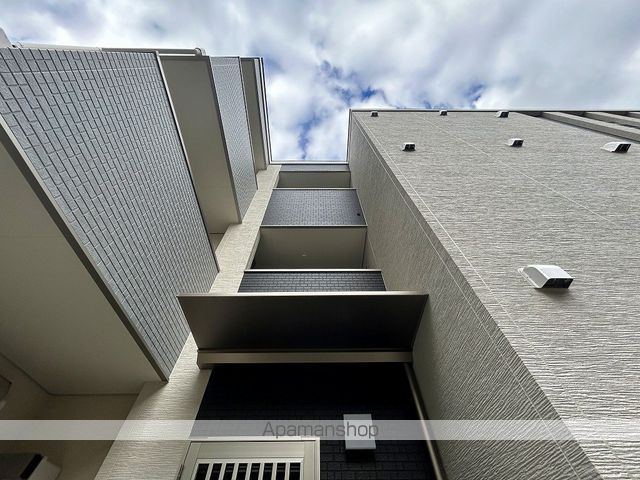 ナビール岸部の外観写真