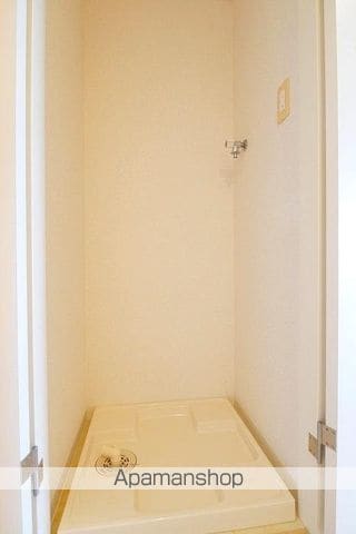 RASIS 大山山手通りの内装写真