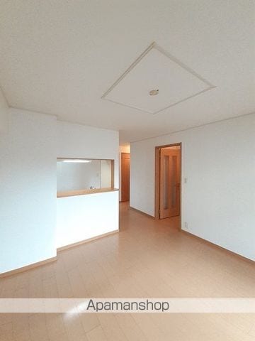 グラスランドレジデンスJの内装写真