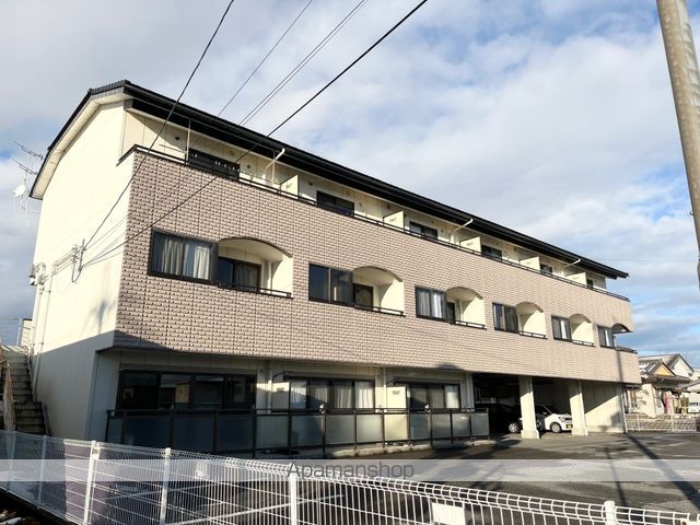 松ぼっくりの外観写真
