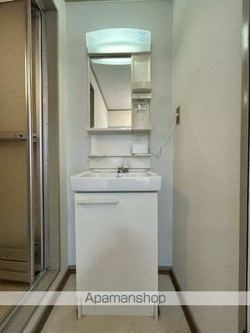 レスト北新川 A棟の内装写真