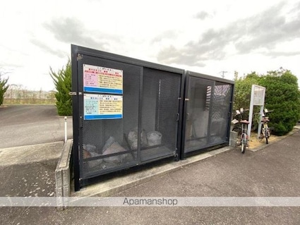 リヴァー・ウィルダーネスＡ[2DK/46.13m2]の共用部3