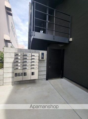 MELDIA高座渋谷IVの玄関写真