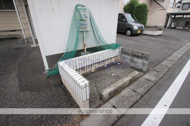 増島ハイツの内装写真