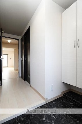 ａｄｅｎｉｕｍ　Ｆｏｒｅｓｔ[1LDK/44.29m2]の玄関