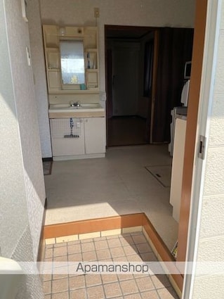 サンファン[2K/34.78m2]の玄関