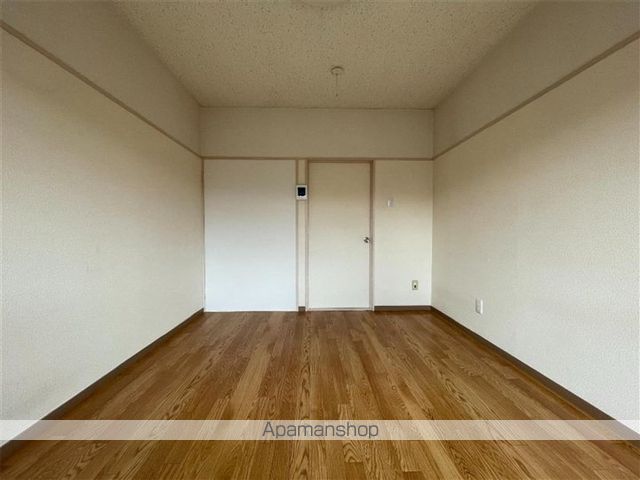 コーポ中島丁の内装写真