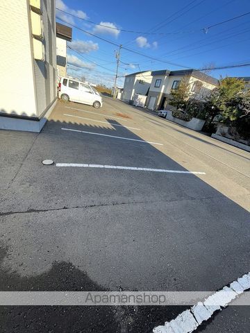 ラピスIIの玄関写真