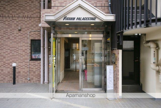 日神パレステージ中村橋の玄関写真