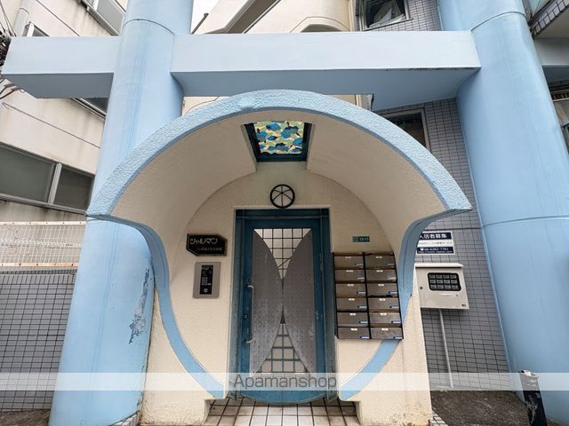 シャルマンフジ武庫之荘壱番館の玄関写真
